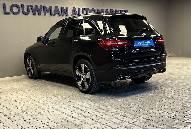 Mercedes-Benz GLC 250 4Matic AT - fotka 18 z 19