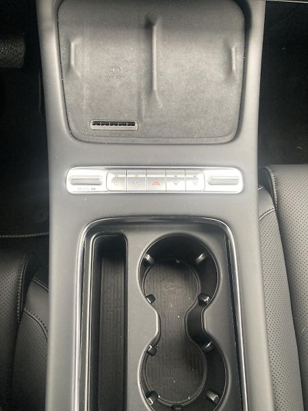Omoda 7 (2026) Luxury 1.5 T-GDi PHEV - fotka 10 z 11