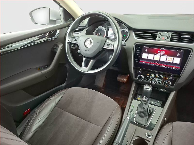 Škoda Octavia (2018) Laurin&Klement 2.0 TDI, 4X4 - fotka 7 z 21