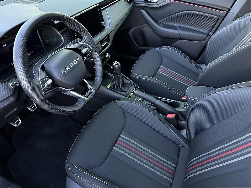 Škoda Kamiq 1.0TSi Monte Carlo 116PS Matri - fotka 13 z 46