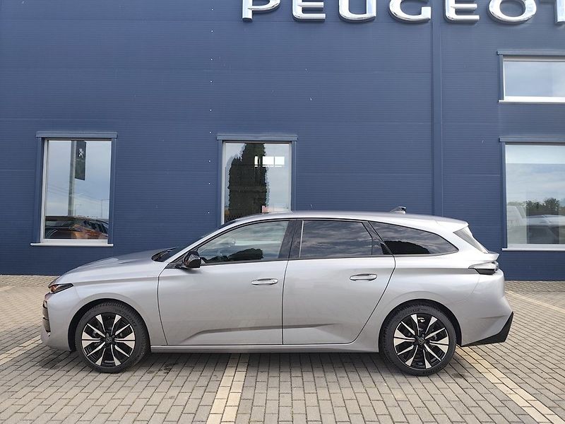 Peugeot 308 (2026) SW ALLURE Hybrid 145 e-DCS6 - fotka 2 z 15