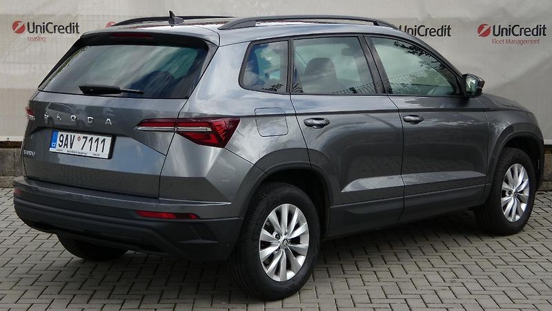 Škoda Karoq 1,5 TSI Ambition DSG - fotka 3 z 21