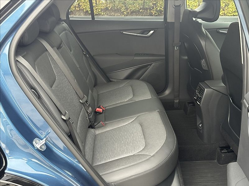 Kia Niro 1,6 GDI PHEV 184PS  Spirit A/T - fotka 19 z 54