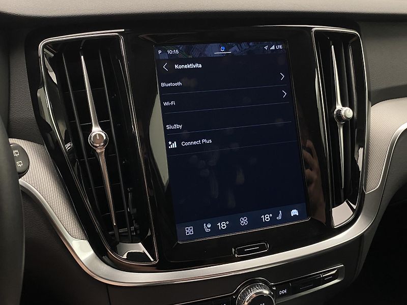 Volvo V60 B4 CORE AUT CZ - fotka 54 z 58