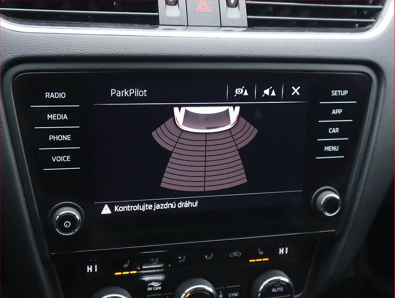 Škoda Octavia (2019) 1.6 TDI, Automat, Serv.kniha - fotka 19 z 19