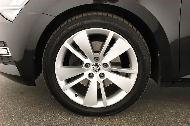 Škoda Superb (2020) Style 2.0 TDI, Automat, ČR - fotka 20 z 20