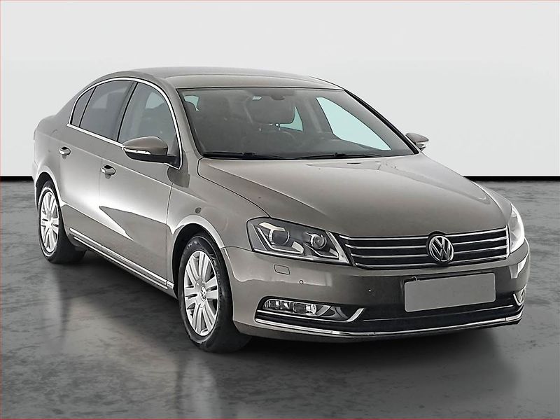 Volkswagen Passat (2011) Highline 2.0 TDI, Xenony - fotografie inzerátu