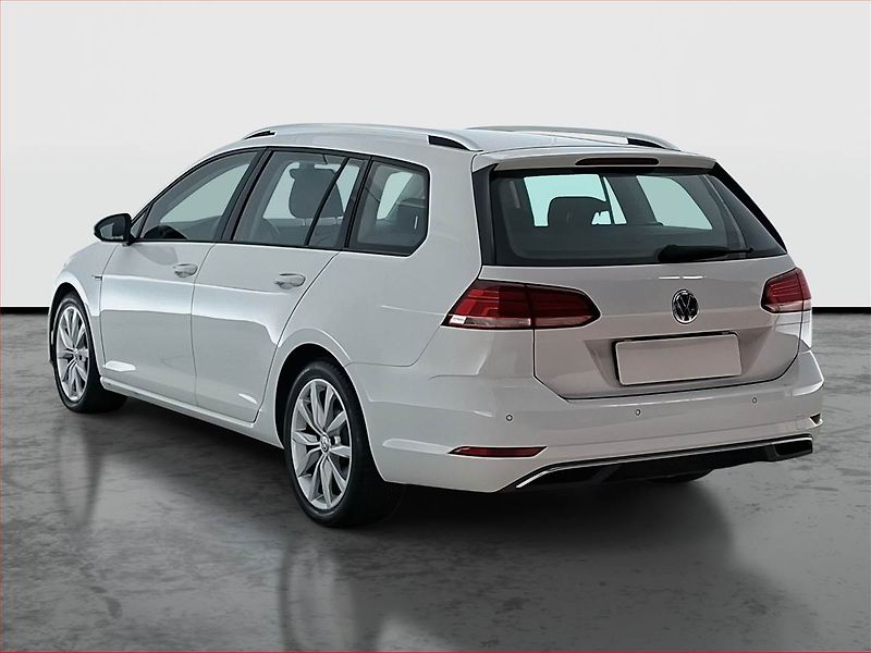 Volkswagen Golf (2020) Comfortline 1.5 TSI, ČR,1.maj - fotka 4 z 15
