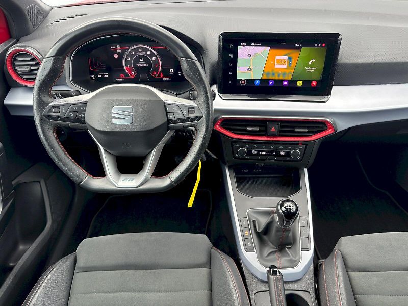 Seat Arona (2023) 1.0TSI 81kW FR ACC - fotka 8 z 35