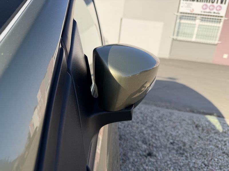 Ford Kuga 1,5 EcoBoost / 110kW  - fotka 43 z 50