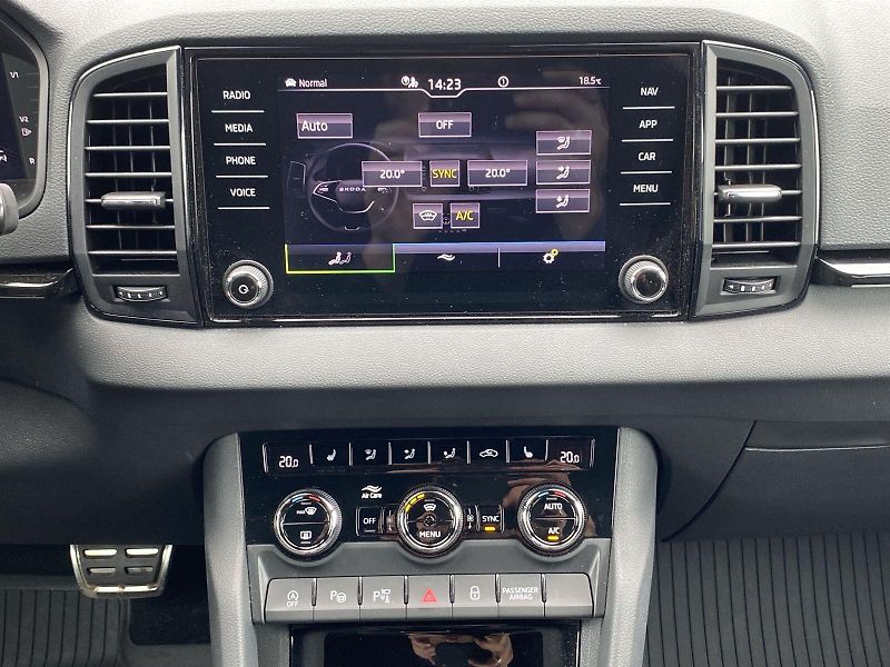 Škoda Karoq (2025) 2.0 TDI 4x4 DSG SportLine - fotka 13 z 40