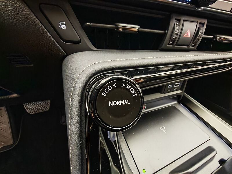 Lexus NX 350h 350h PRESTIGE - fotka 25 z 45
