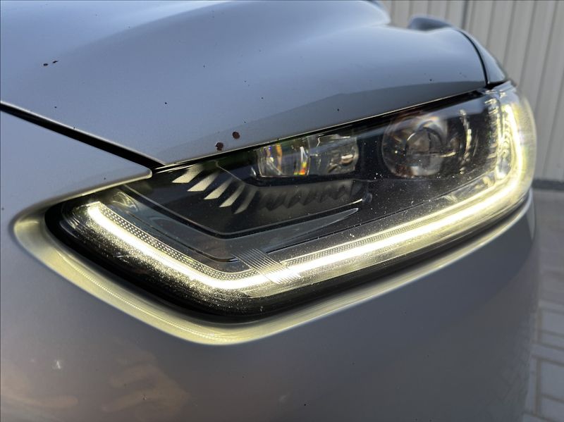 Ford Mondeo 2,0 TDCi TITANIUM tažné ČR - fotka 9 z 50