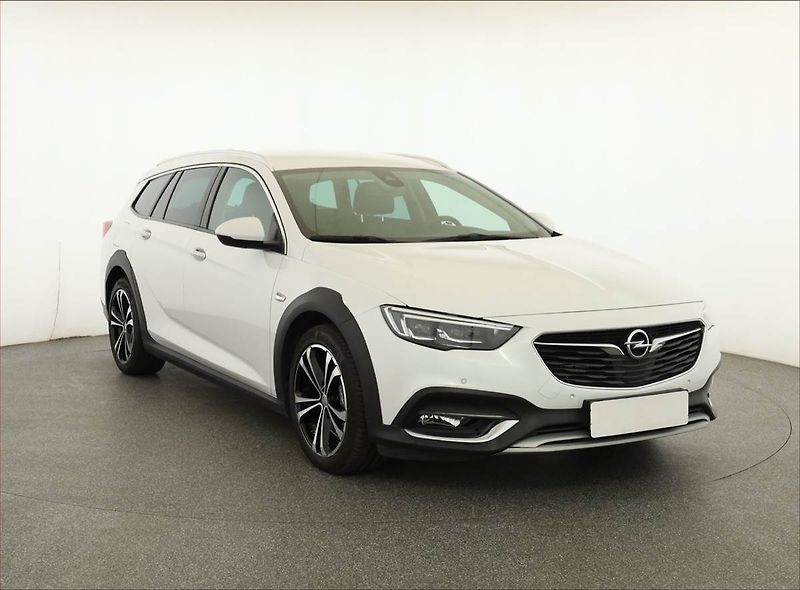 Opel Insignia (2018) 2.0 Turbo 4x4 - fotografie inzerátu