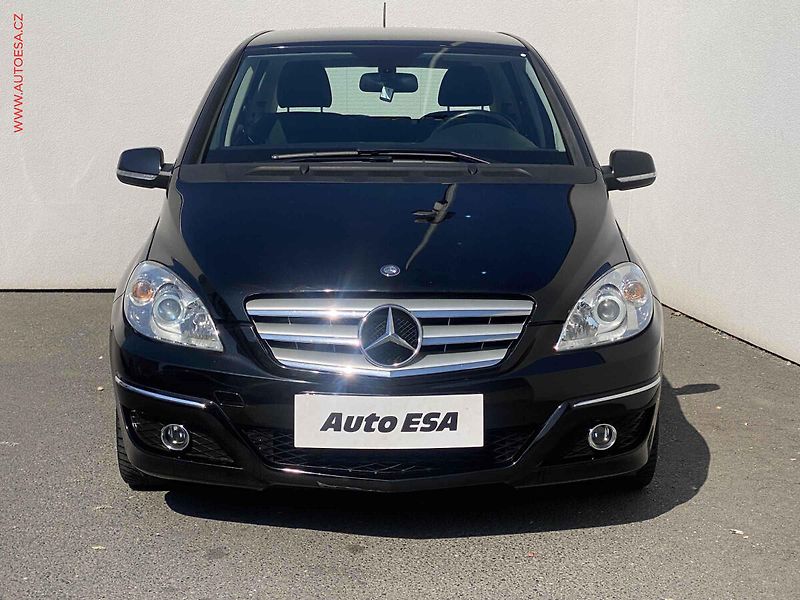 Mercedes-Benz Třídy B (2009) 2.0 CDi B180, Park.čidla - fotka 2 z 17