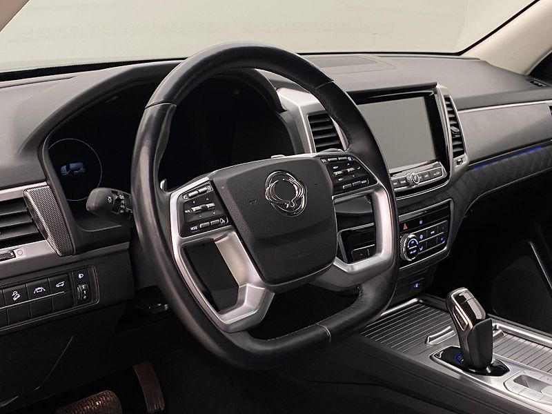SsangYong Rexton 2.2 CRDi 4WD AUT CZ REZERVACE - fotka 18 z 50