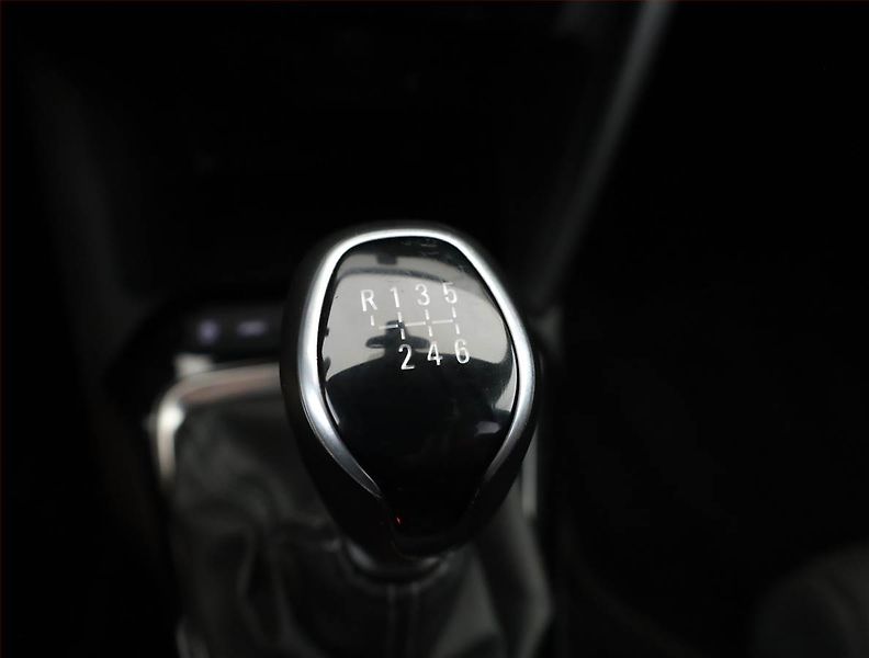 Opel Corsa (2020) GS Line 1.2 Turbo, Serv.kniha - fotka 16 z 19