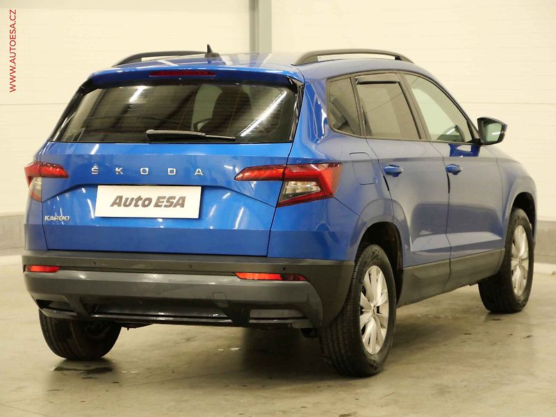 Škoda Karoq (2020) 1.0TSI, ČR, Ambition, LED - fotka 4 z 21