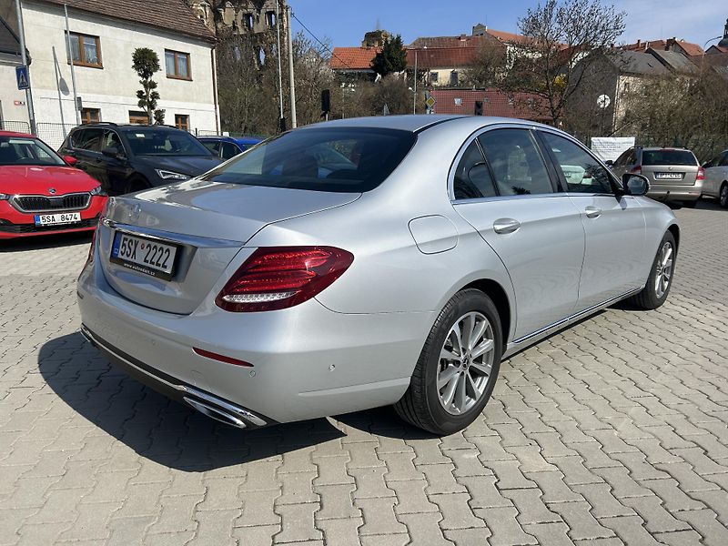 Mercedes-Benz Třídy E E 350d 190kW nové v ČR 58639km - fotka 3 z 61