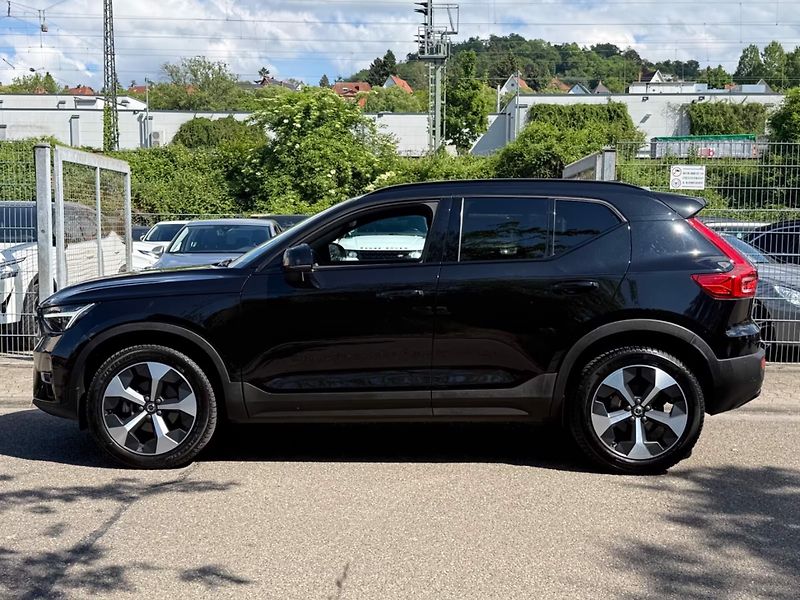 Volvo XC40 T2 Plus Dark H/K LED Kam Paměť - fotka 4 z 25