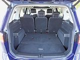 Volkswagen Touran 1.5TSI DSG Highline 7 míst TZ - náhled 30