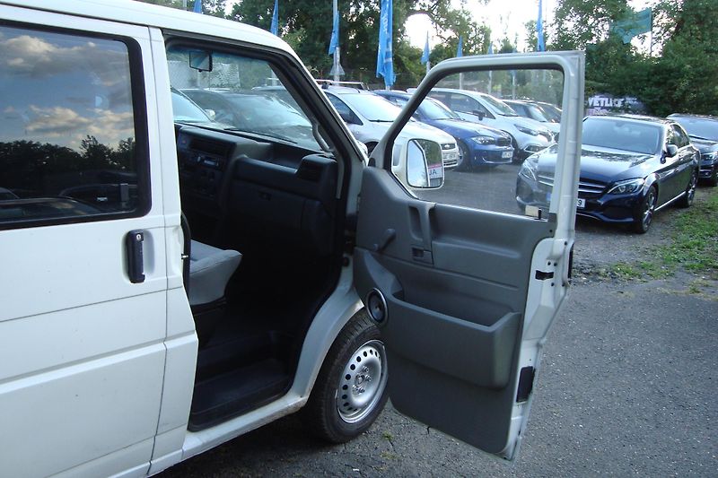 Volkswagen Transporter (2000) T4,2.5 TDi,ČR,Nová STK 8/2028 - fotka 36 z 54