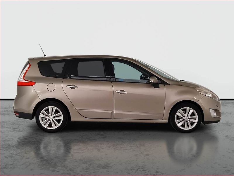 Renault Grand Scénic (2010) 1.9 dCi, Serv.kniha, po STK - fotka 6 z 22