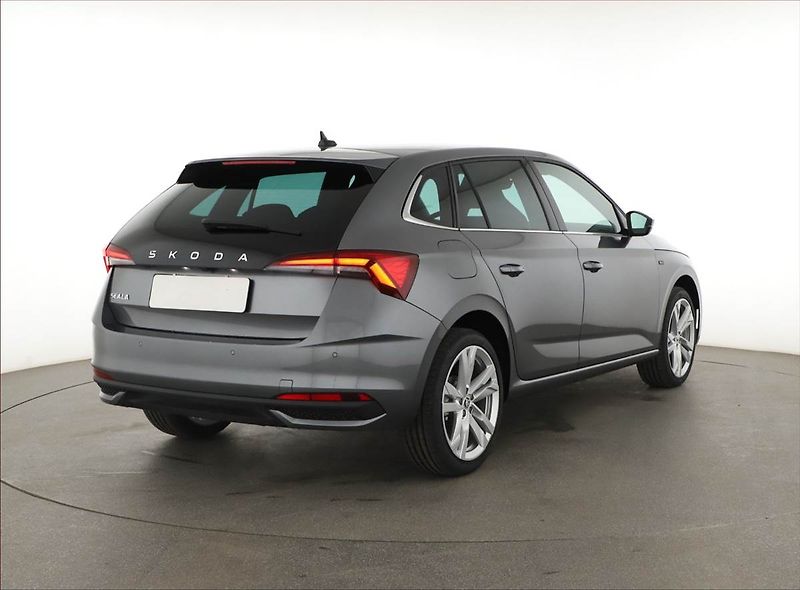 Škoda Scala (2025) 1.0 TSI, Drive - fotka 5 z 18