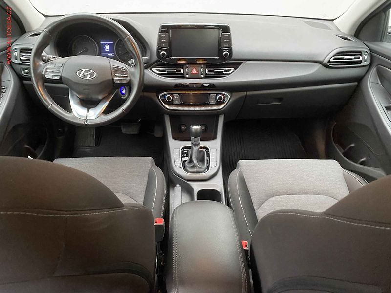 Hyundai i30 (2023) 1.5T-GDi, ČR, AT, LED, kamera - fotka 8 z 18