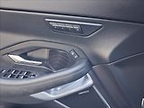 Jaguar E-Pace 2,0 SE - náhled 15