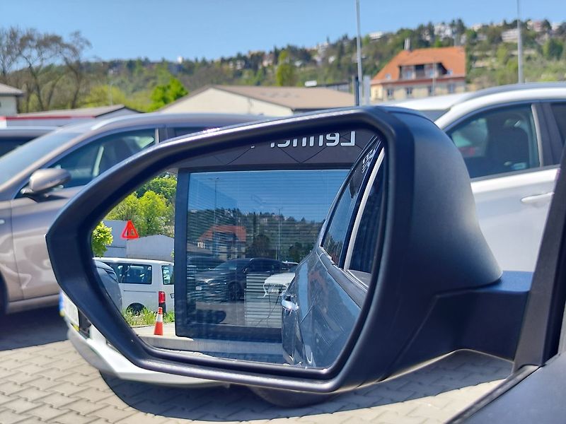 Hyundai Tucson 1.6 T-Gdi/132kW Style DCT MHEV - fotka 20 z 38