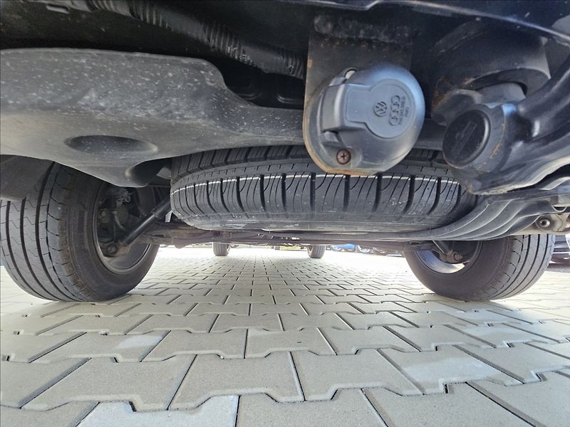 Volkswagen Multivan 2,0 TDi 110 KW Bully 7 míst TZ - fotka 27 z 52