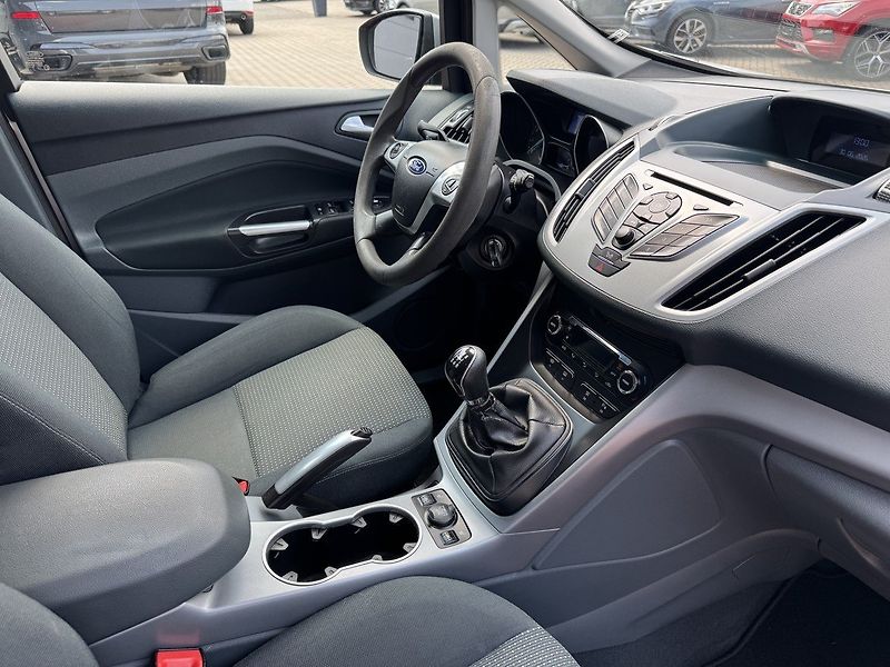 Ford C-MAX (2010) 1.6i Ti-VCT Digi Klima Výhřevy - fotka 13 z 44