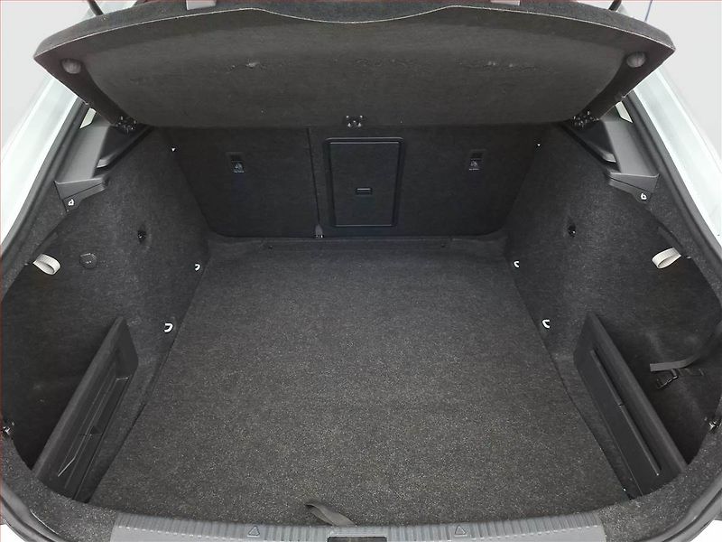 Škoda Octavia (2017) Style 2.0 TDI, Automat, ČR - fotka 14 z 19