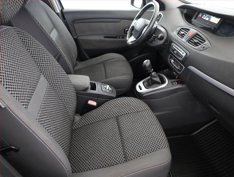 Renault Grand Scénic (2011) 1.5 dCi, po STK, udržované - fotka 7 z 17