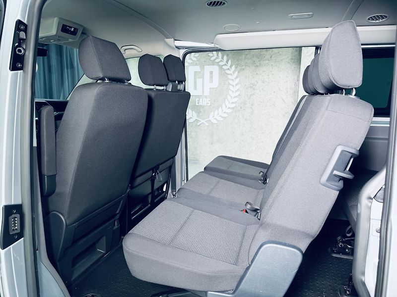 Volkswagen Transporter (2023) 6.1*BULLI*LONG*DSG*TDI - fotka 35 z 37
