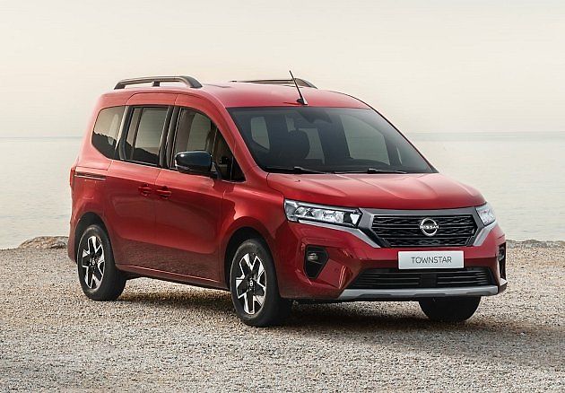 Nissan Townstar Combi - od 616400 Kč., zdroj: Se svolením Nissan