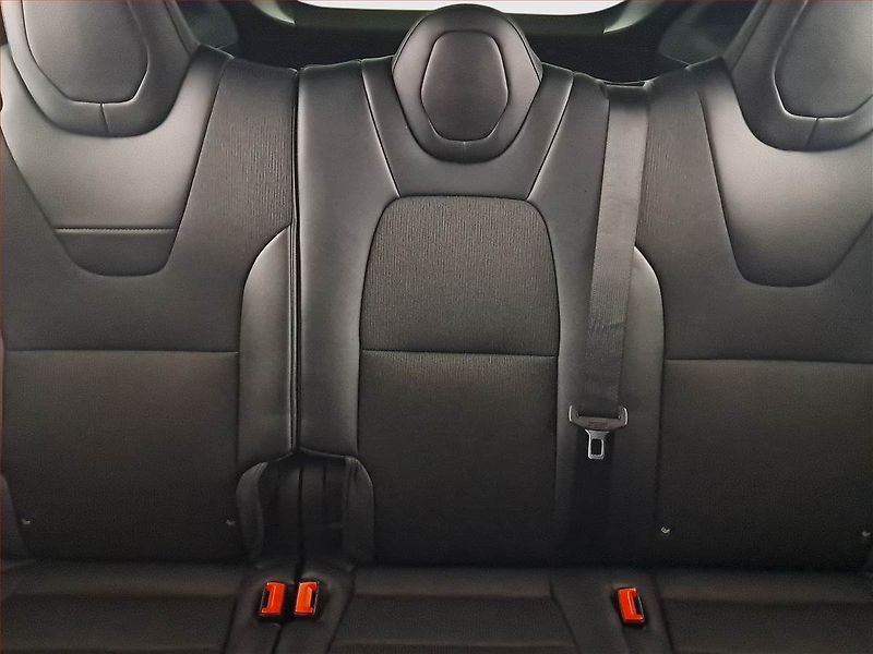 Tesla Model X (2017) 100D, SoH 86% - fotka 10 z 22