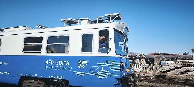 Seznamte se s Editou. Prvním autonomním vlakem s cestujícími na širé trati v Evropě.