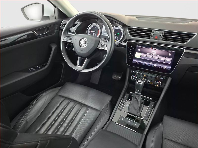 Škoda Superb (2018) Laurin&Klement 2.0 TSI - fotka 7 z 27