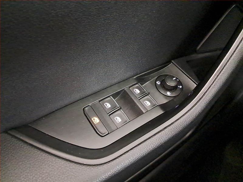 Škoda Superb (2016) Style 2.0 TDI 4x4, 4X4 - fotka 24 z 24