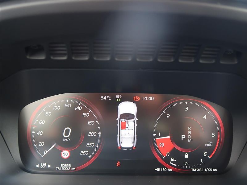 Volvo XC90 2,0 B5,173kW,MomentumPro,1maj - fotka 11 z 29