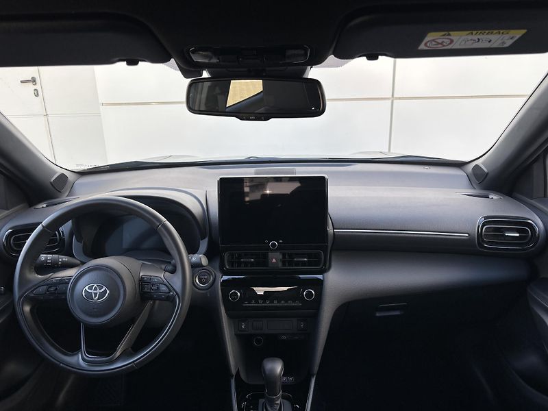 Toyota Yaris Cross (2026) Style 1,5 HEV 130k 4x2 - fotka 5 z 14