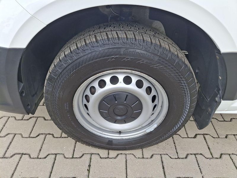 Volkswagen Crafter (2019) 2.0 TDI, 7 míst, ZÁRUKA - fotka 8 z 29