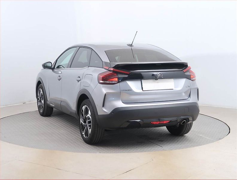 Citroën C4 (2022) 1.5 BlueHDi, Automat - fotka 4 z 17