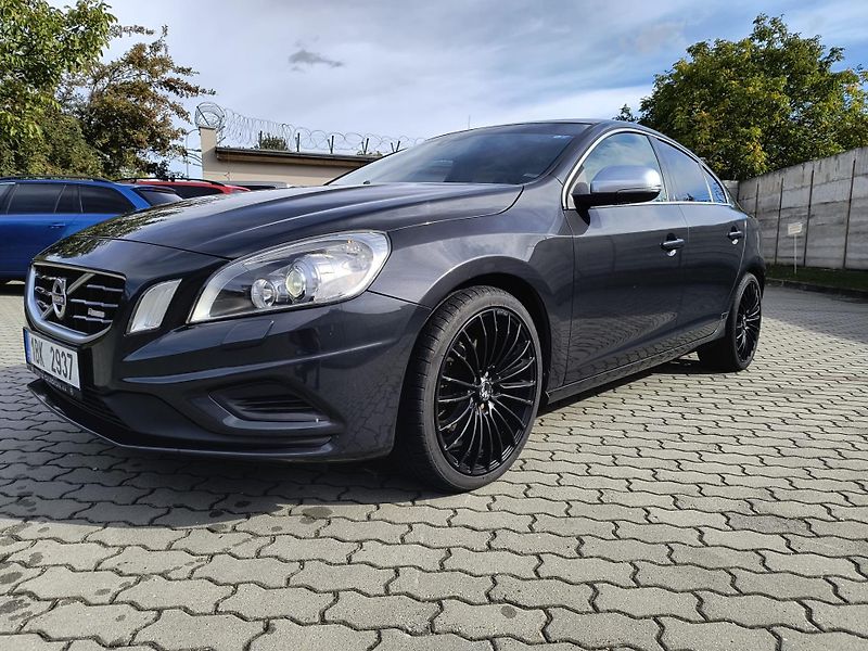 Volvo S60 2.4D5 R-Design servis.historie - fotka 34 z 34