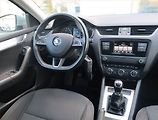 Škoda Octavia (2014) Elegance 2.0 TDI, Xenony - náhled 7