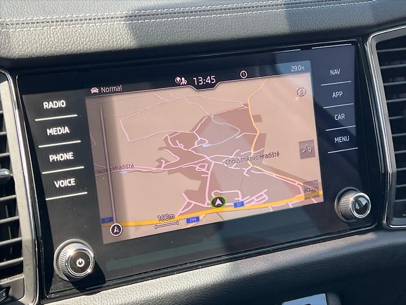 Škoda Kodiaq 2,0 TDi 147kW 7DSG 4x4 STYLE P - fotka 23 z 28