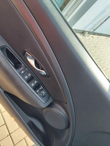 Renault Mégane (2011) III. Grandtour dCi 110 - fotka 10 z 24