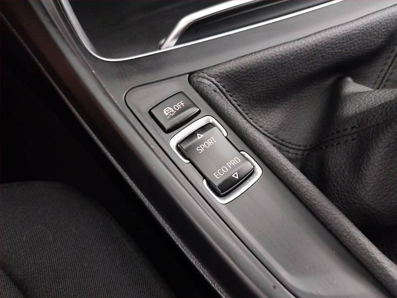 BMW Řada 1 (2019) 118d, Serv.kniha, Tempomat - fotka 20 z 21